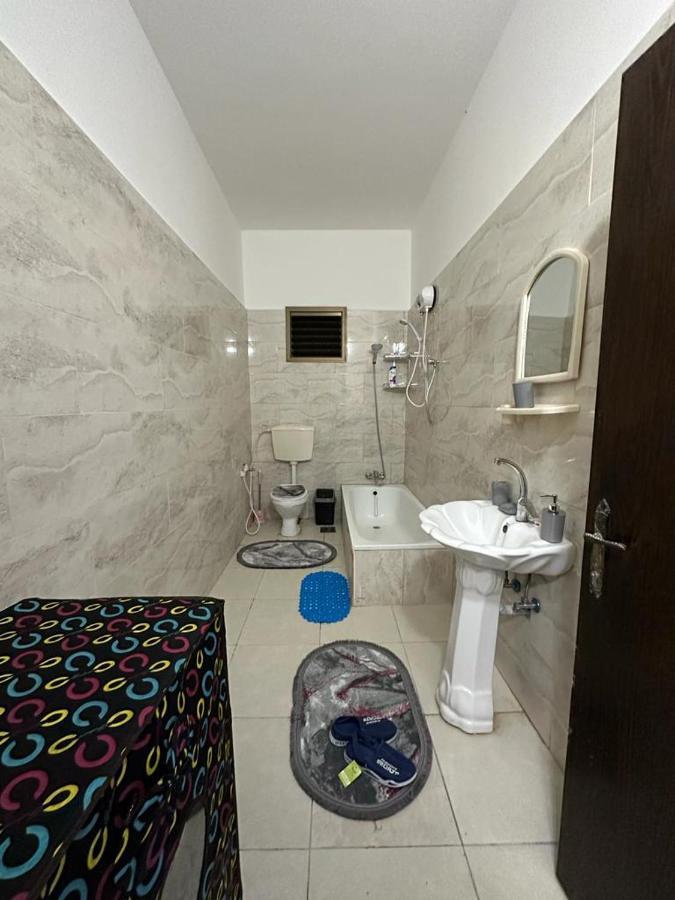 بيت الضيافة الملكية Apartamento Tulkarm Exterior foto